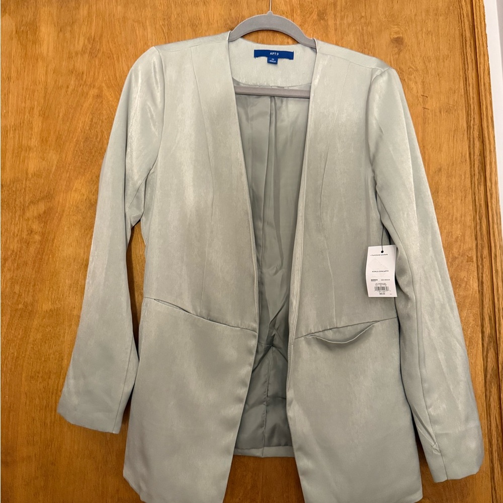 Women's Blazer in Light Green, Size M